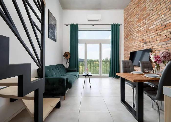 Elegant With Air Conditioning Near The Airport In By Renters * Wrocław