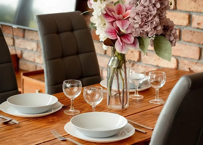 Elegant With Air Conditioning Near The Airport In By Renters Appartement *