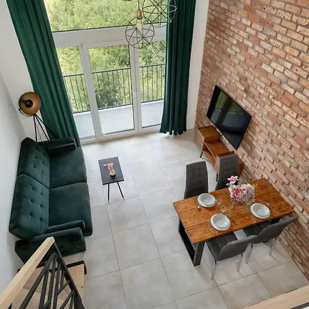 Elegant With Air Conditioning Near The Airport In By Renters * Wroclaw