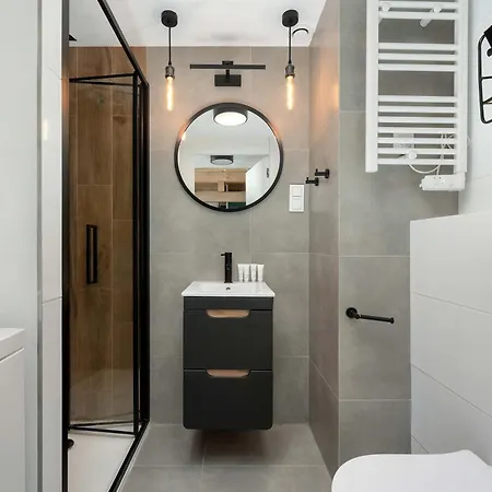 Apartamento Elegant With Air Conditioning Near The Airport In By Renters